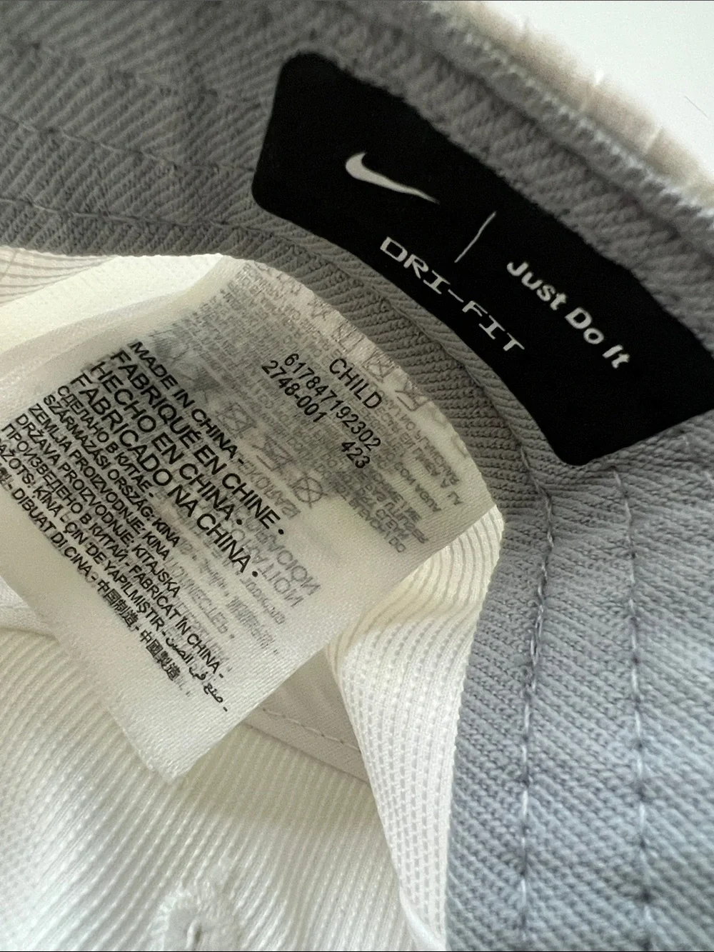 Child Nike White Cap Dri-Fit with Black Swoosh Logo And Reflective Back Tag - Picture 3 of 11